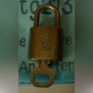 Louis Vuitton Brass Lock with Key #304